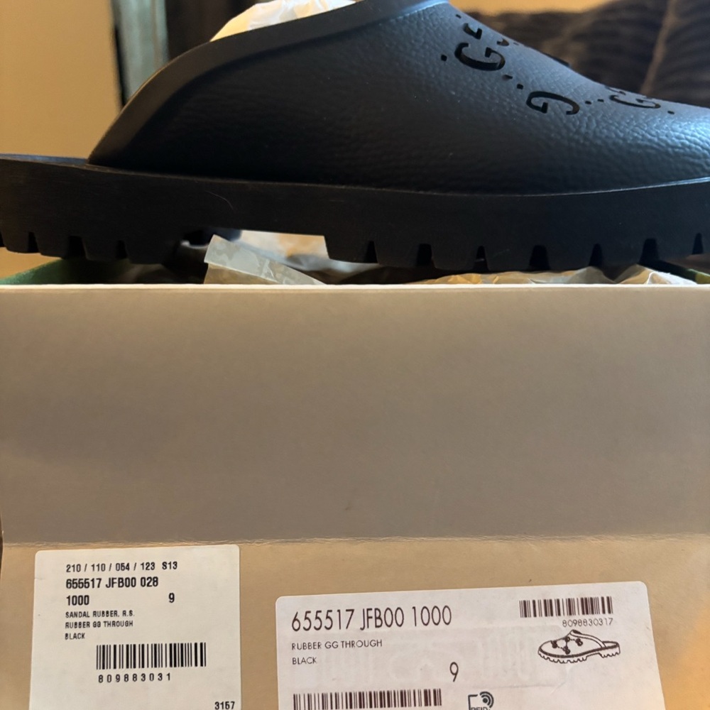 Gucci Black Rubber Slide Sandals